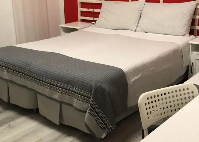 Homer לינה וארוחת בוקר *