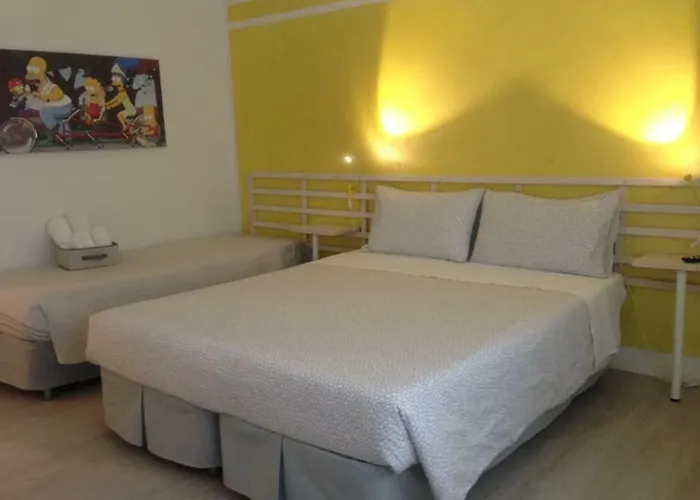 לינה וארוחת בוקר Homer טרנטו